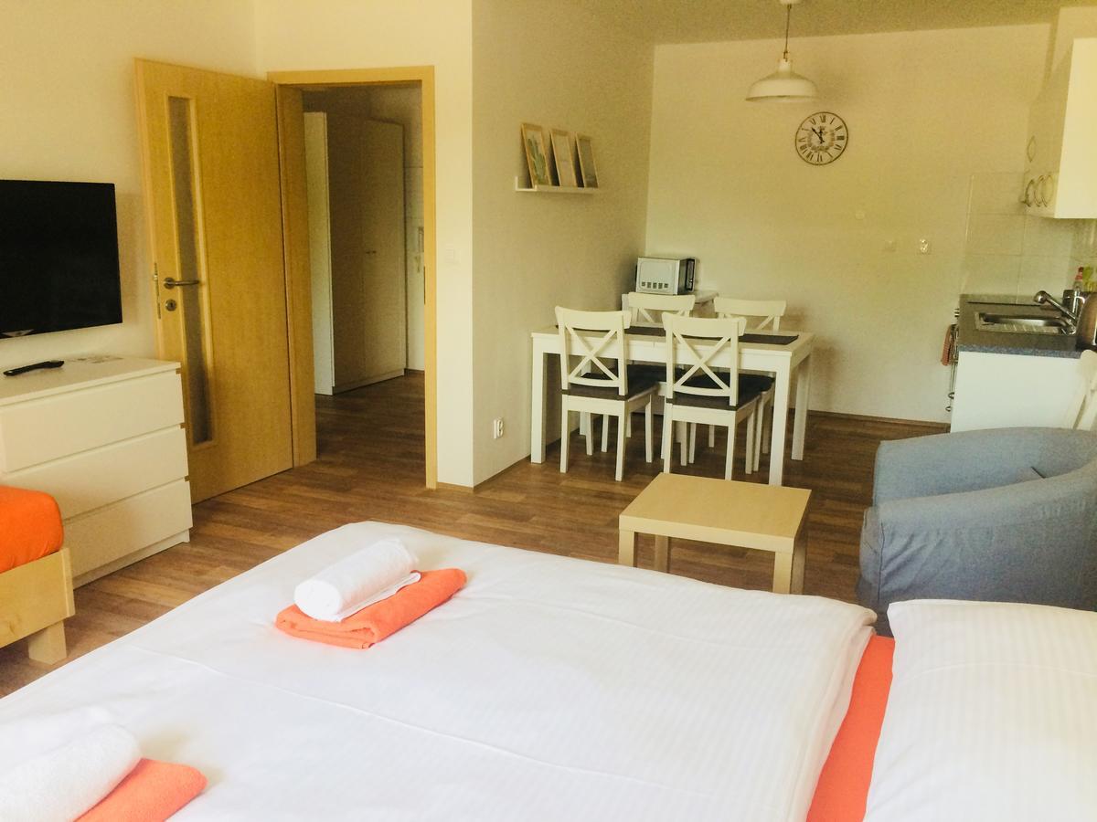 Apartmany A Ubytovani Mlynice Litovel Exterior foto