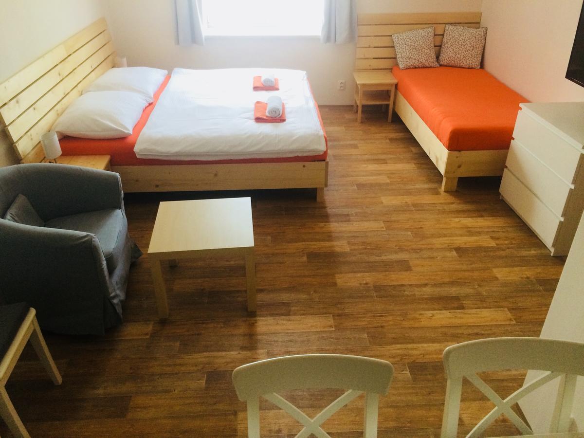 Apartmany A Ubytovani Mlynice Litovel Exterior foto
