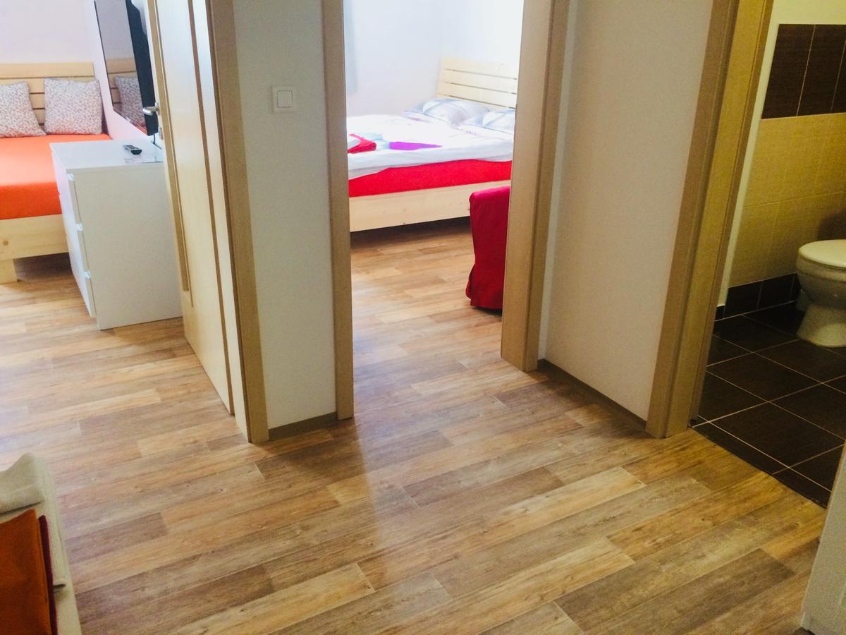 Apartmany A Ubytovani Mlynice Litovel Exterior foto